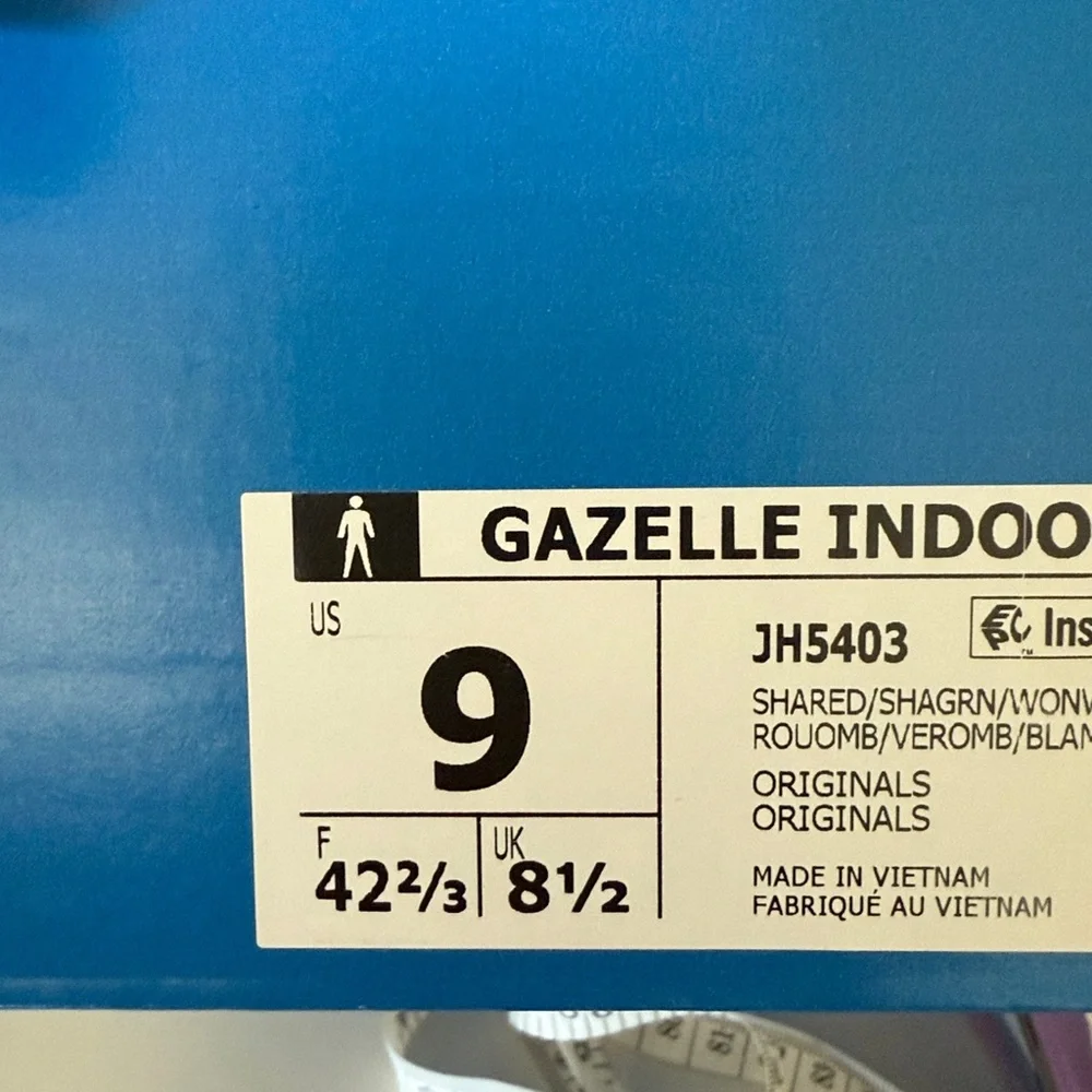 Adidas Gazelle Indoor Burgundy and Green Sneakers new in box‎